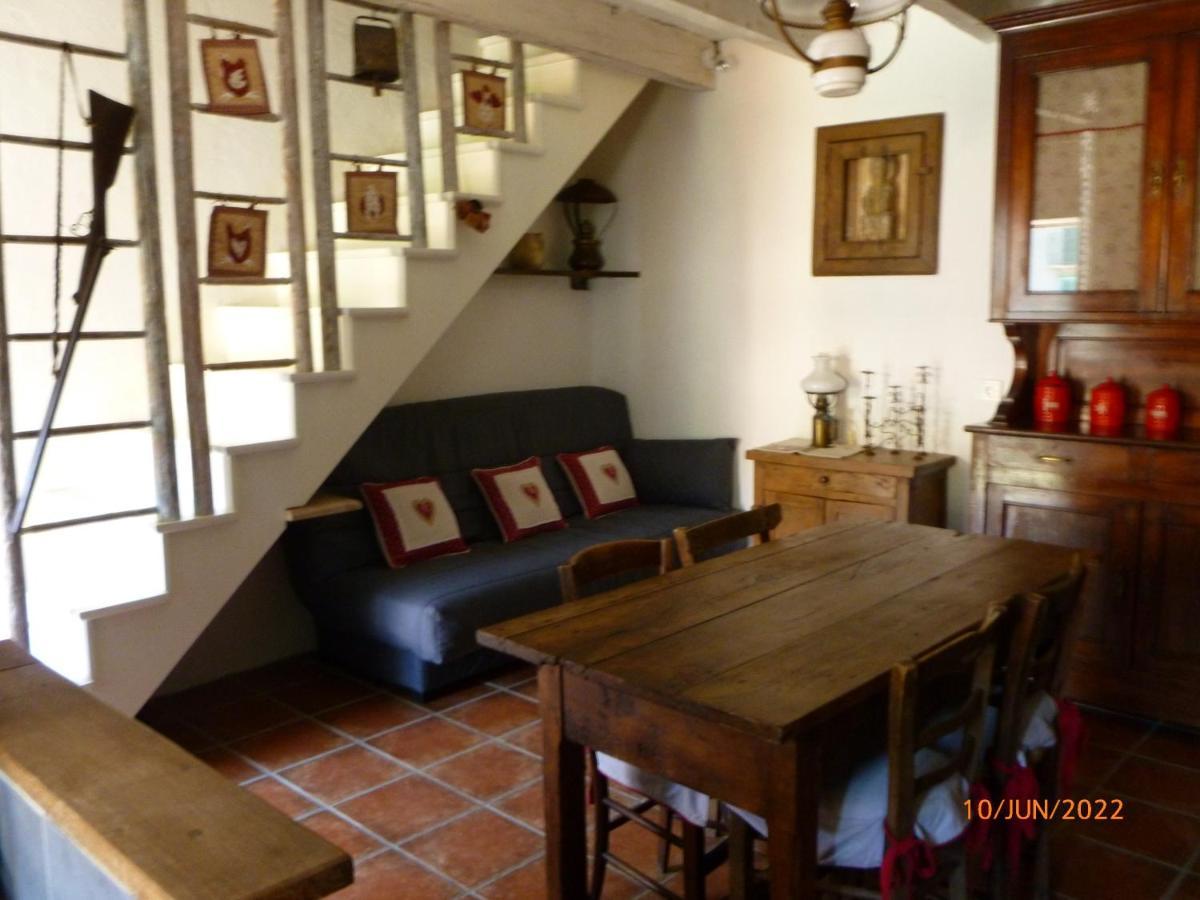 Maison De Village Saint-Paul-des-Fonts
